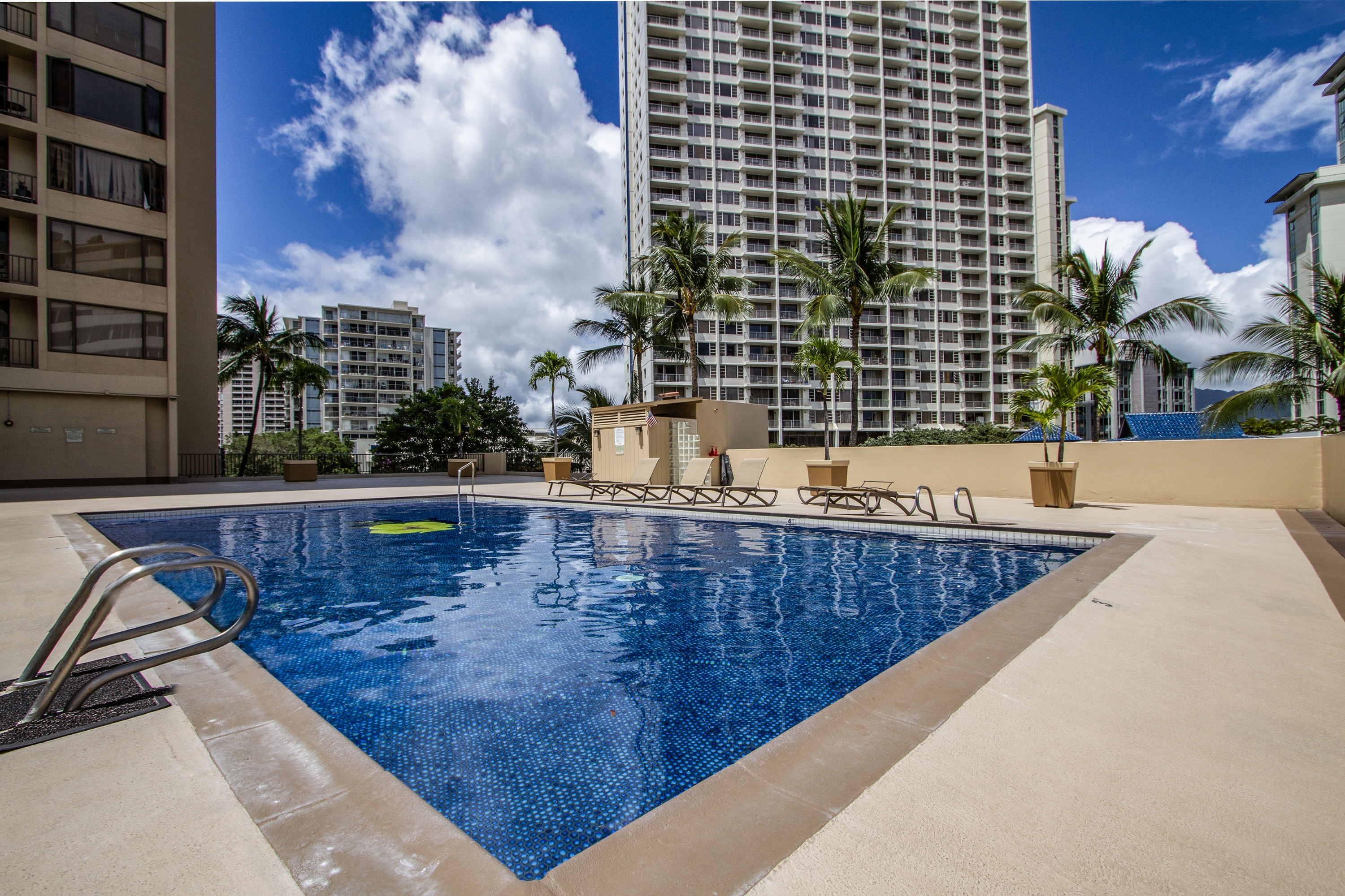 411 Hobron Lane - 2608